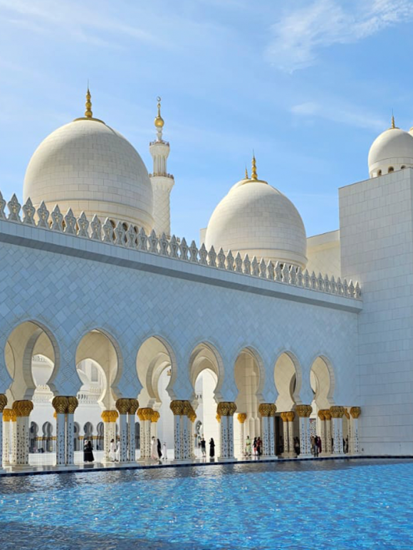 Excursión de Dubái a Abu Dhabi en un día