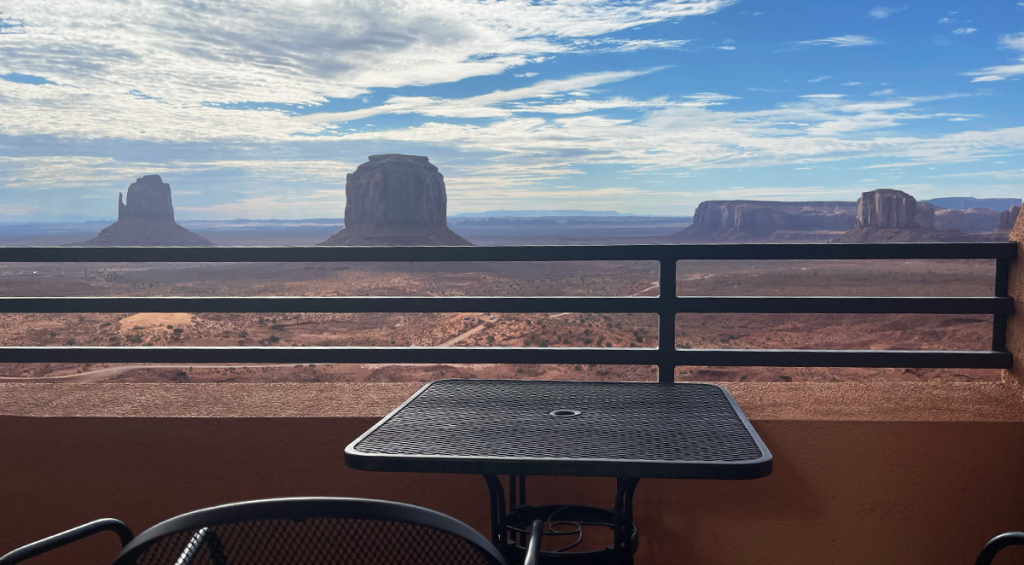 Vistas desde la habitación de The View Hotel en Monument Valley