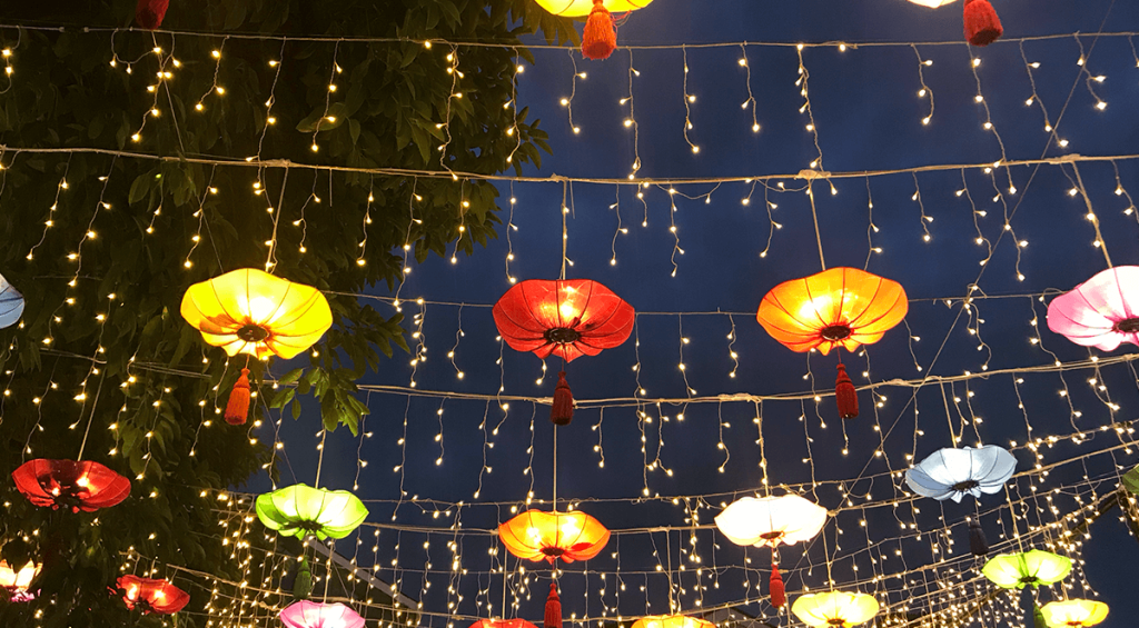 Yangshuo por la noche